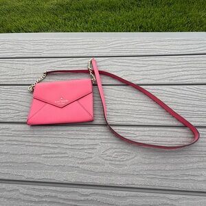 KATE SPADE PINK SAFFIANO ENVELOPE CROSSBODY BAG